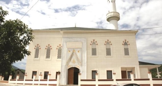 Korbek Camii''ni yeniden yaptı