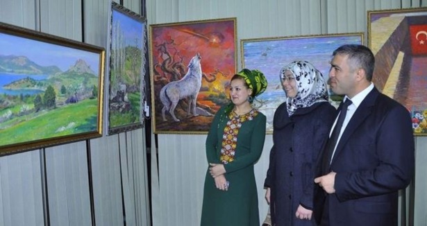 Türkmen ressamlar Çanakkale'yi çizdi