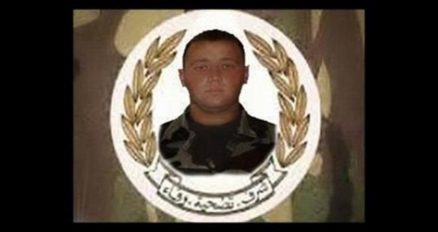 Nusra Lübnan askerinin infaz görüntüsünü yayınladı