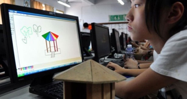 Çin'in "online nüfusu" yine arttı