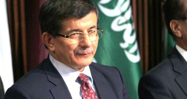 Dışişleri Bakanı Davutoğlu Gürcistan'a gidiyor 