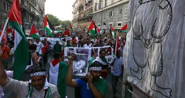 İsrail''in Gazze saldırıları Roma'da protesto edil