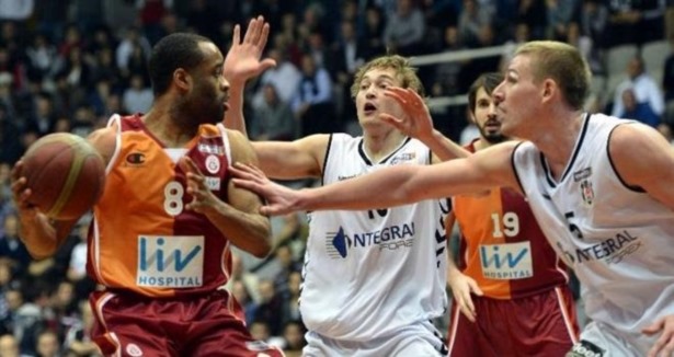 Potada derbi Beşiktaş'ın