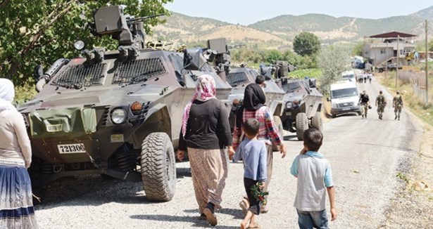 PKK yüzünden iki aile çatıştı