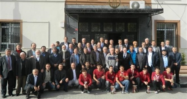 İstanbul İHL Güreş Takımı'nın tarihi buluşması