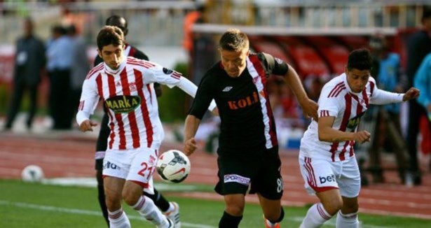 Elazığ'da gol düellosu