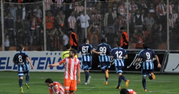 Adana derbisi nefesleri kesti!