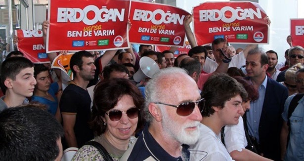 Erdoğan'a öğretmeninden seçim bağışı