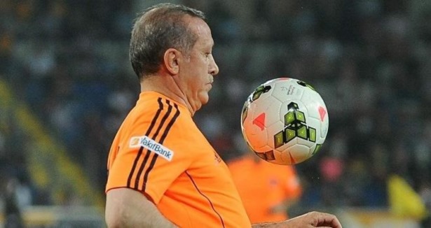 Erdoğan'a uyarı: Sakın futbola dönme