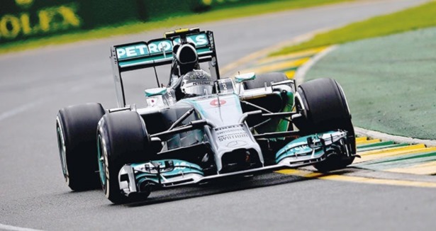 Sezonu Rosberg açtı