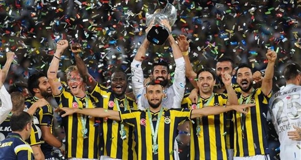 Fenerbahce wins Turkish Super Cup 2014