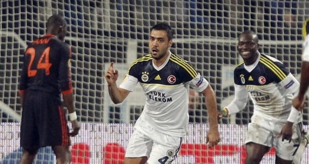 Lider Fenerbahçe 1 maç kala tur atladı