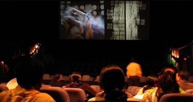 5'i yerli 8 film vizyona giriyor