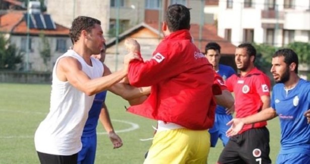 Gençlerbirliği maçında yumruklar havada uçuştu