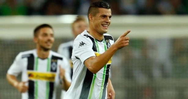 Gladbach 'yedi' bitirdi