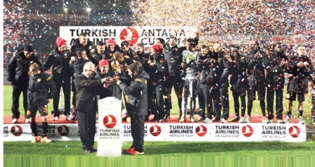 2014'ün ilk kupası Antalya'dan