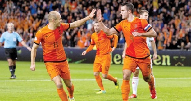 Hollanda'dan tarihi skor: 8-1
