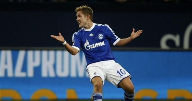 Tottenham Schalke'nin yıldızını kaptı
