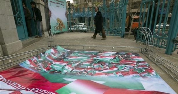 İran'da seçim startı verildi 