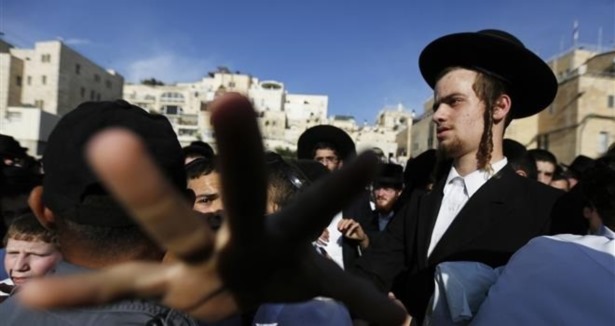 Ortodoks Yahudilerden askerlik protestosu