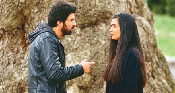 Elif ve Ömer yeni ipuçları buluyor