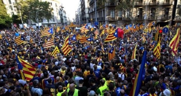 Katalonya yarın "bağımsızlık sınavına" girecek