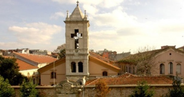Ermeni kilisesine ''kuru sıkı'' taciz