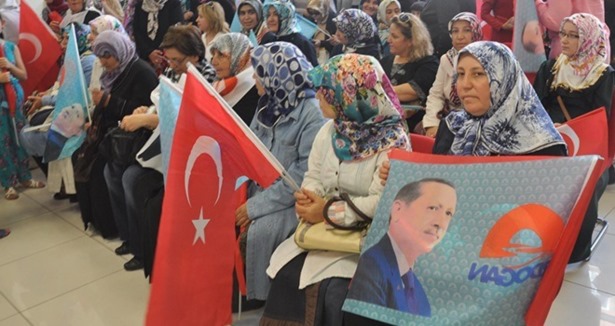 Kırıkkale'de Erdoğan'a bağış kuyruğu