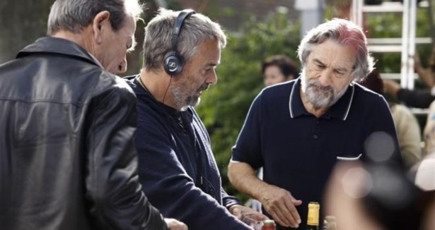 Robert De Niro "Malavita: Belalı Tanık" vizyonda