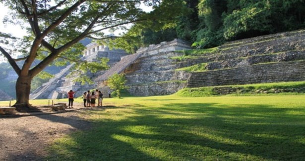 Mayalardan kalma 1400 yıllık toplu mezar bulundu