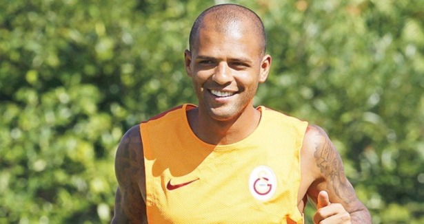 Melo''dan twitter özrü