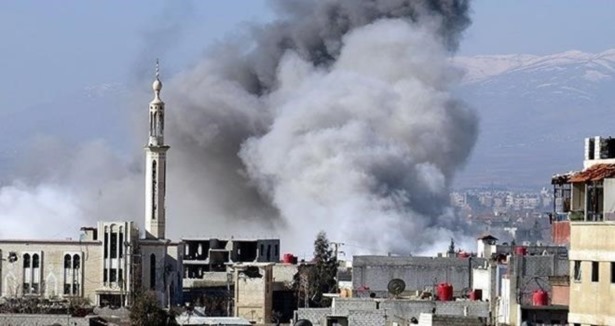 Esed yine ölüm yağdırdı: 93 ölü