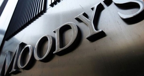 Moody's Bank Asya'nın notunu düşürdü