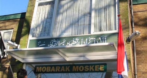 Norveç'te camii imamına saldırı
