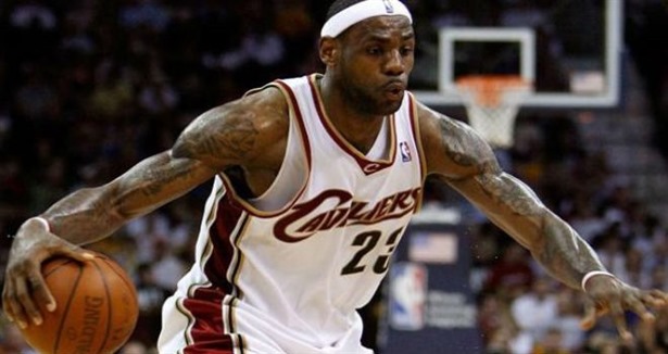 NBA superstar LeBron James returns to Cleveland