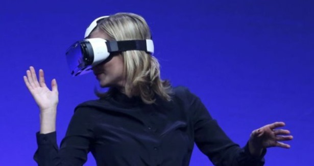 Samsung Gear VR ne işe yarıyor?