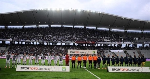 Olimpiyat Stadı'nda protesto