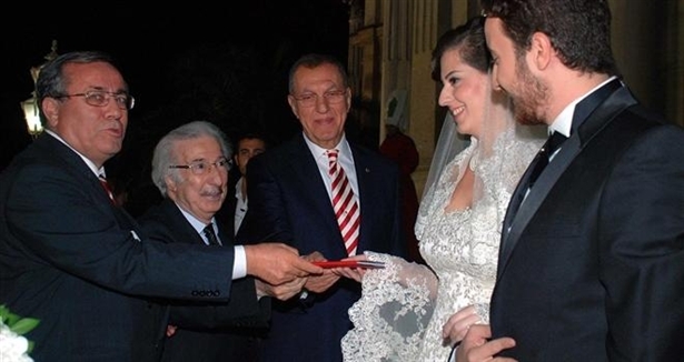 Sarayda Hanedan'ın muhteşem düğünü