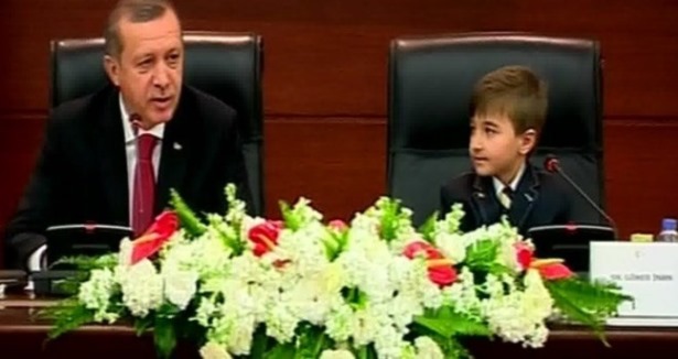 Erdoğan çocukları "esiri olmayın" diyerek uyardı
