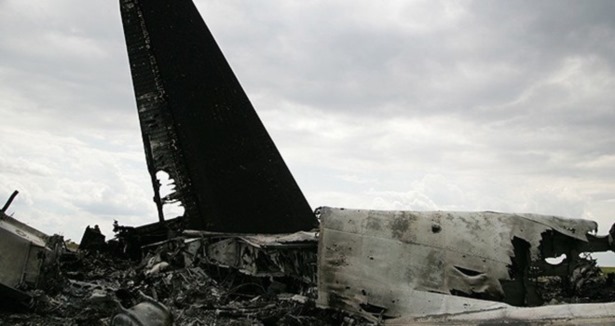 Ukrayna'da ayrılıkçılar savaş uçağı düşürdü