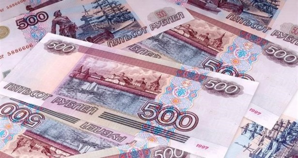 Rus rublesi dolar karşısında çöktü