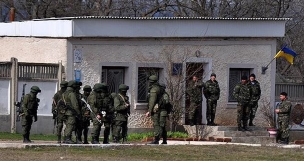Çernomorskoe karakolu da Rus askerlerinin kontrolü