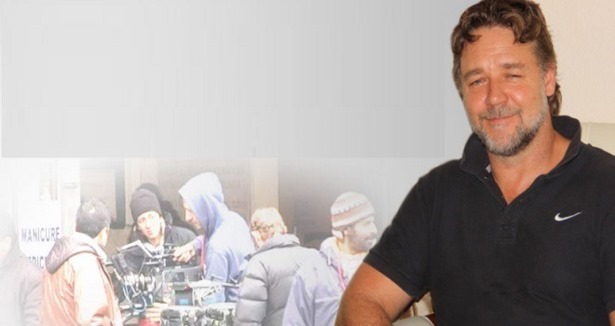 Russell Crowe İstanbul'da 'motor' dedi