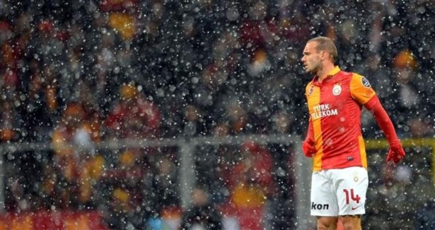 Galatasaray'da Sneijder krizi