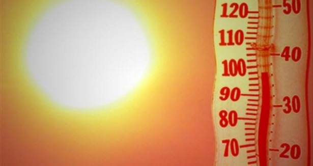 Aşırı sıcaklardan 53 kişi öldü
