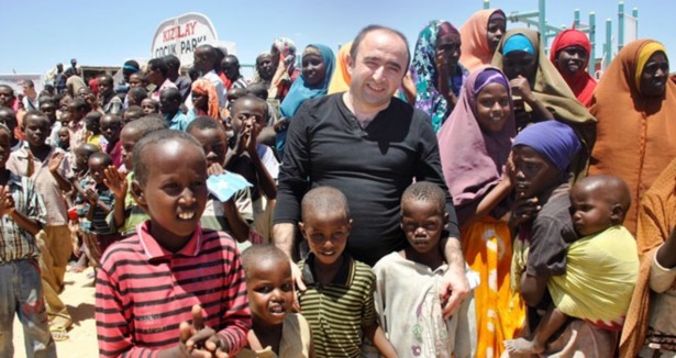Türkiye Somali''ye hayat öpücüğü verdi