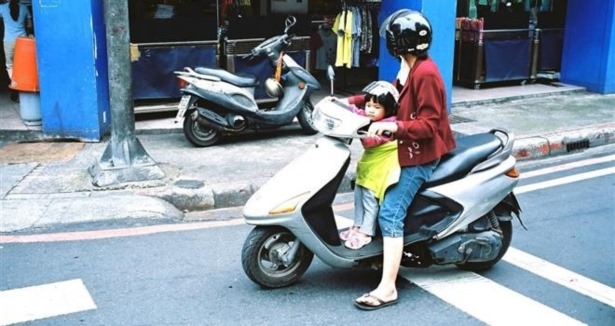 Motosikletin hakkını kadınlar verecek