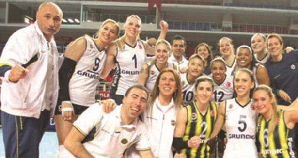 Fenerbahçe''den çifte final