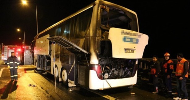 Tem otoyolunda yolcu otobüsünde yangın
