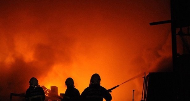 Medine'de otel yangını: 12 ölü
